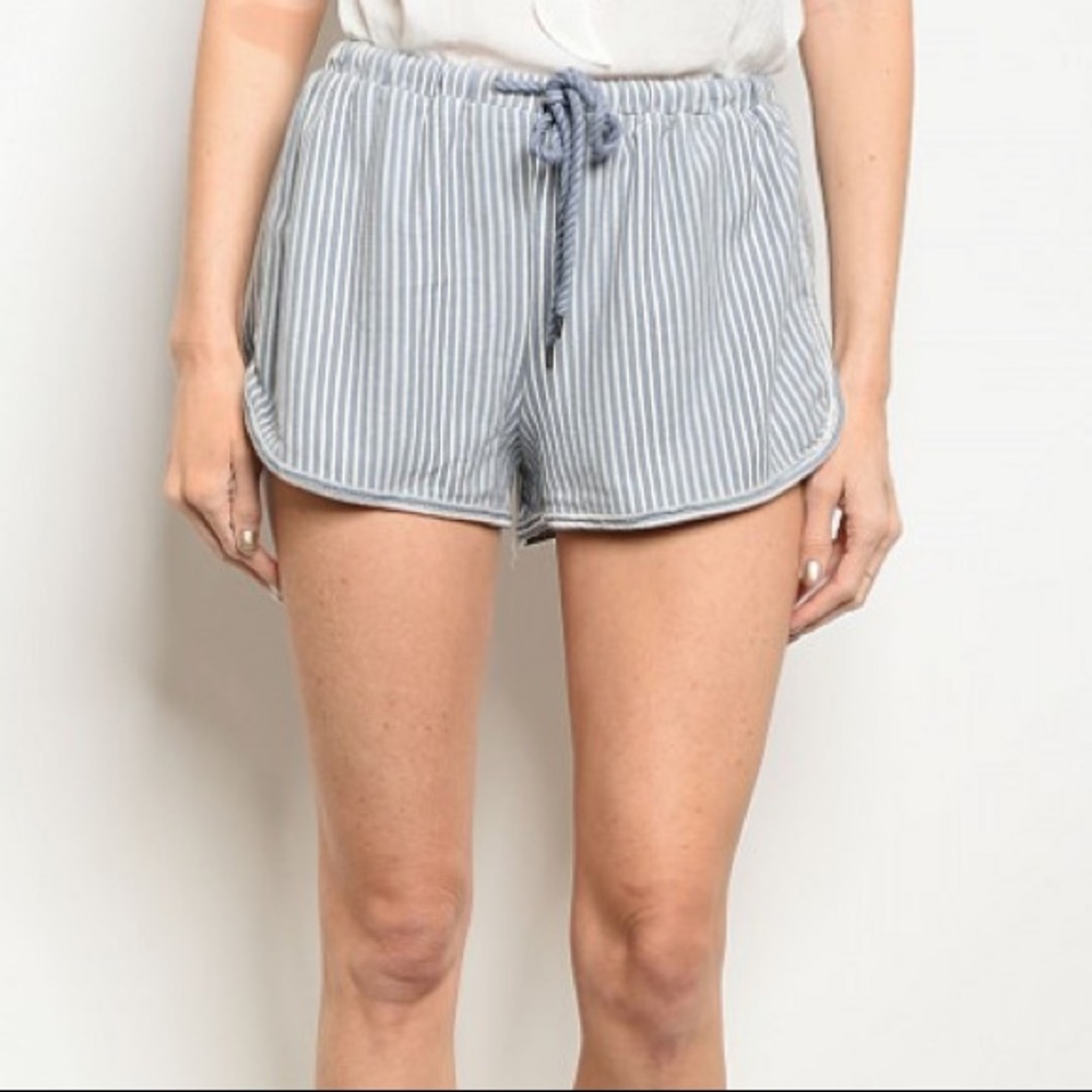 Saint-Tropez Beach Town Shorts!